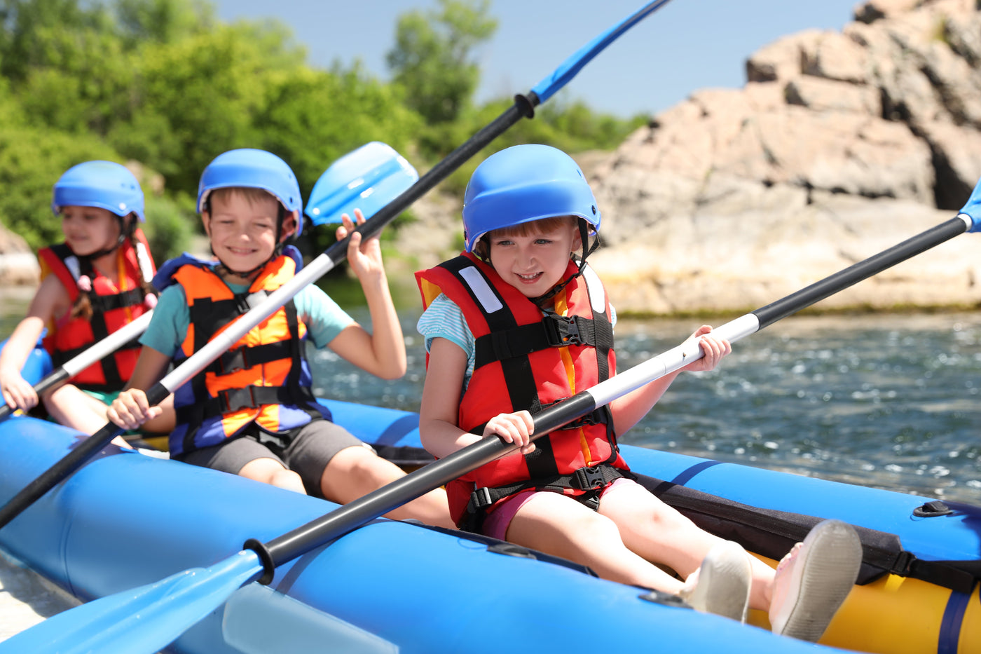 children playing kayak games - Brooklyn Kayak Company